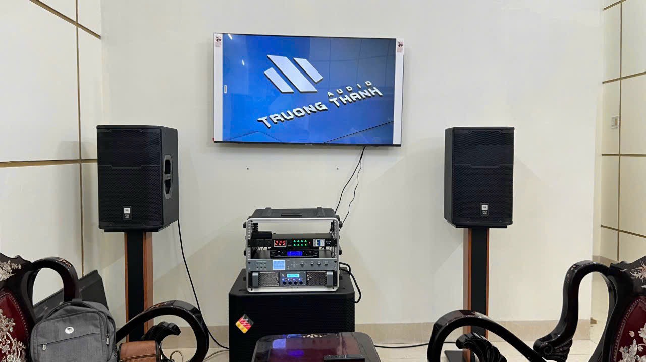Khách hàng Lê Văn Nghĩa đánh giá về sản phẩm Dàn Karaoke JBL TT106: ( JBL KP4012, JBL VM300, JBL KX180, Crown XLi2500, JBL Pasion12SP)